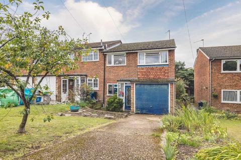 3 bedroom end of terrace house for sale, Hill Farm Road, Chalfont St Peter SL9