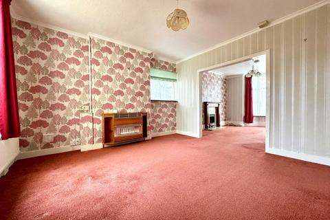 135 Faversham Road, Kennington, Ashford, TN24 9DE
