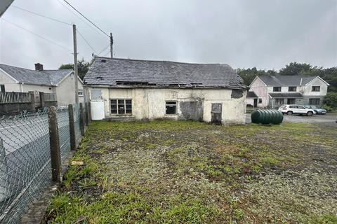 undefined, Pencader