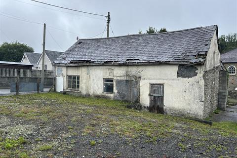 undefined, Pencader