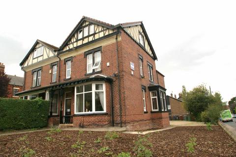 1 bedroom flat to rent, Hollyshaw Lane, Whitkirk, Leeds