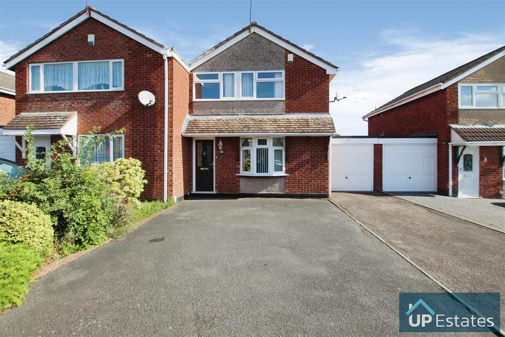 Cumberland Drive, Stockingford, Nuneaton 3 bed semidetached house for