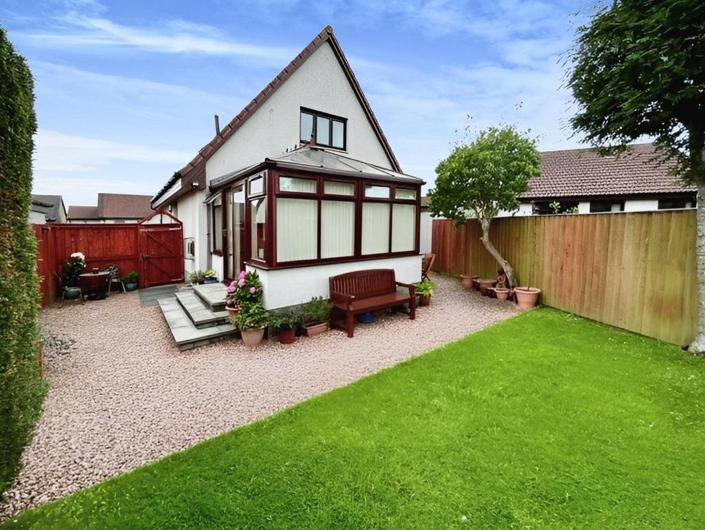 Harbour Road, Tayport 3 bed detached house £260,000