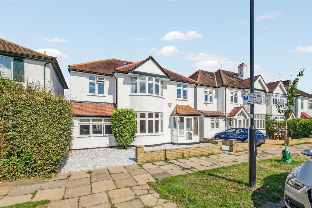 Staveley Road, London, W4 5 bed detached house for sale £2,000,000