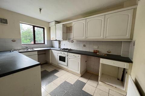 3 bedroom terraced house for sale, Bromley, Brierley Hill