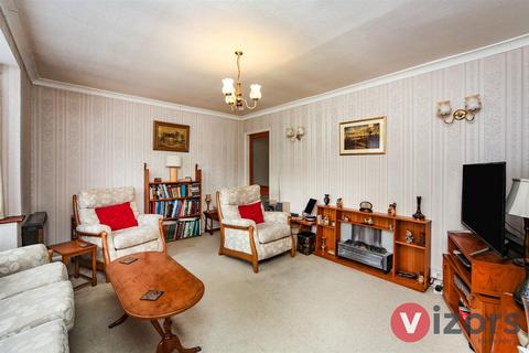 4 Byron Road, Redditch, B97 5EB
