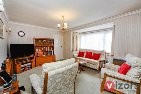 4 Byron Road, Redditch, B97 5EB