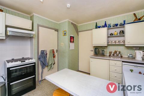 4 Byron Road, Redditch, B97 5EB