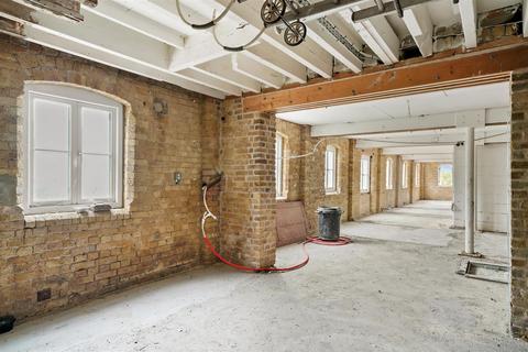 Property to rent, The Old Granary, Barking, IG11