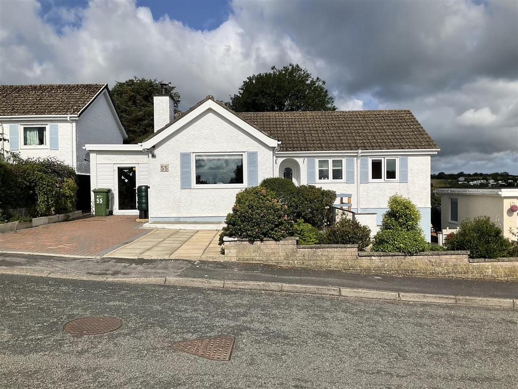 Craig Y Don, Benllech 3 bed detached bungalow £349,500