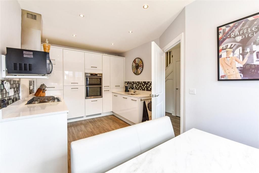 Sketch Ph14 4579596.jpg