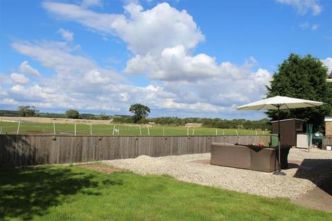 3 bedroom bungalow for sale, Dryham Lane, North Cave, Brough