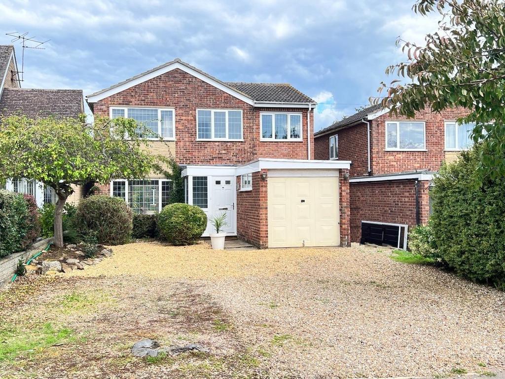 Leys Avenue, Desborough 4 bed detached house for sale £355,000