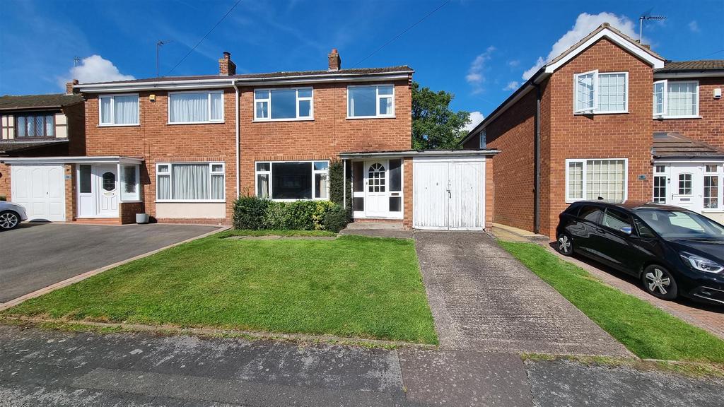 Arden Road, Hollywood 3 bed semidetached house for sale £290,000