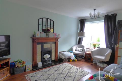 46 Chapel Wood, New Ash Green, Longfield, DA3 8RB