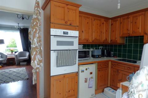 46 Chapel Wood, New Ash Green, Longfield, DA3 8RB