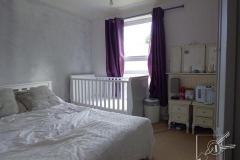 46 Chapel Wood, New Ash Green, Longfield, DA3 8RB