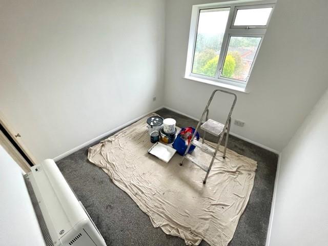 BEDROOM.jpg