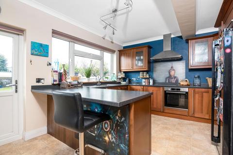 31 Bexley Lane, Sidcup, DA14 4JW