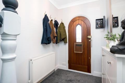 31 Bexley Lane, Sidcup, DA14 4JW