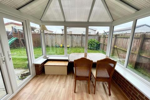 56 Ark Royal Close, Seaton Carew, Hartlepool, TS25 1DH