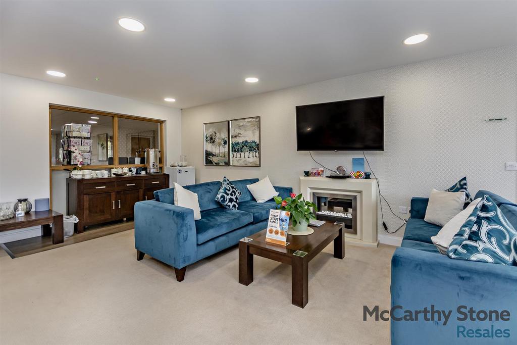 Homeowners Lounge