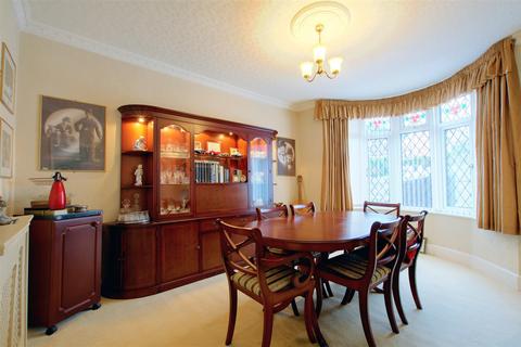 2 bedroom detached house for sale, Nottingham Road, Kimberley