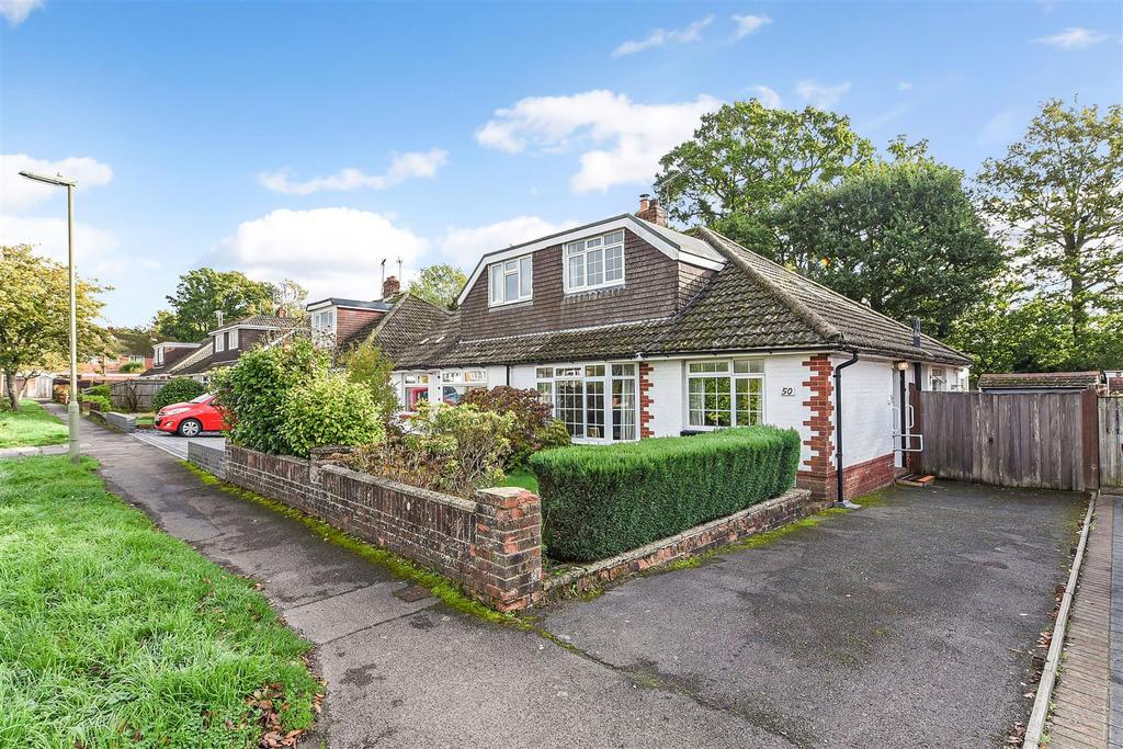 Cherry Tree Avenue, Waterlooville 3 bed semidetached bungalow for sale