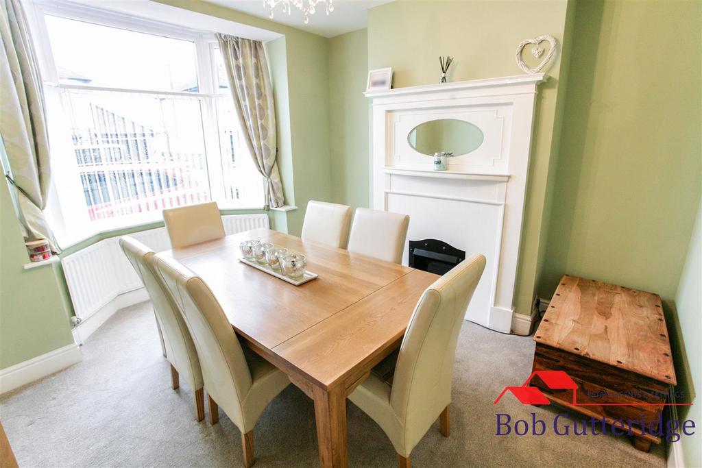 Dimsdale View East, Porthill, Newcastle 3 bed semidetached house for
