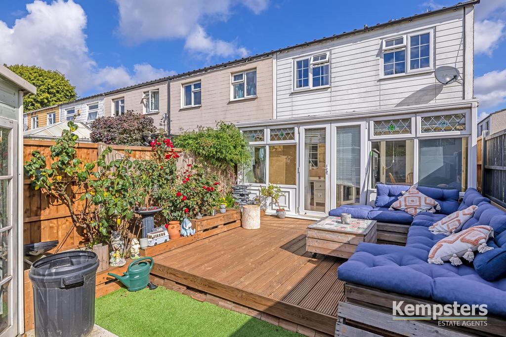 Rear Garden 3.jpg