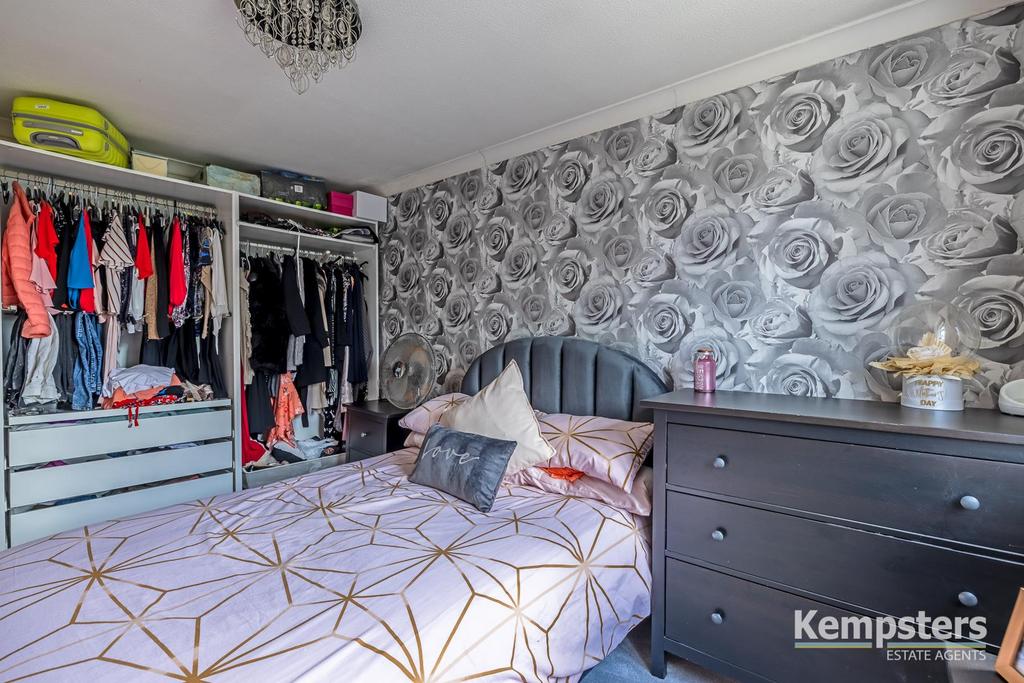 Bedroom 2 2nd.jpg