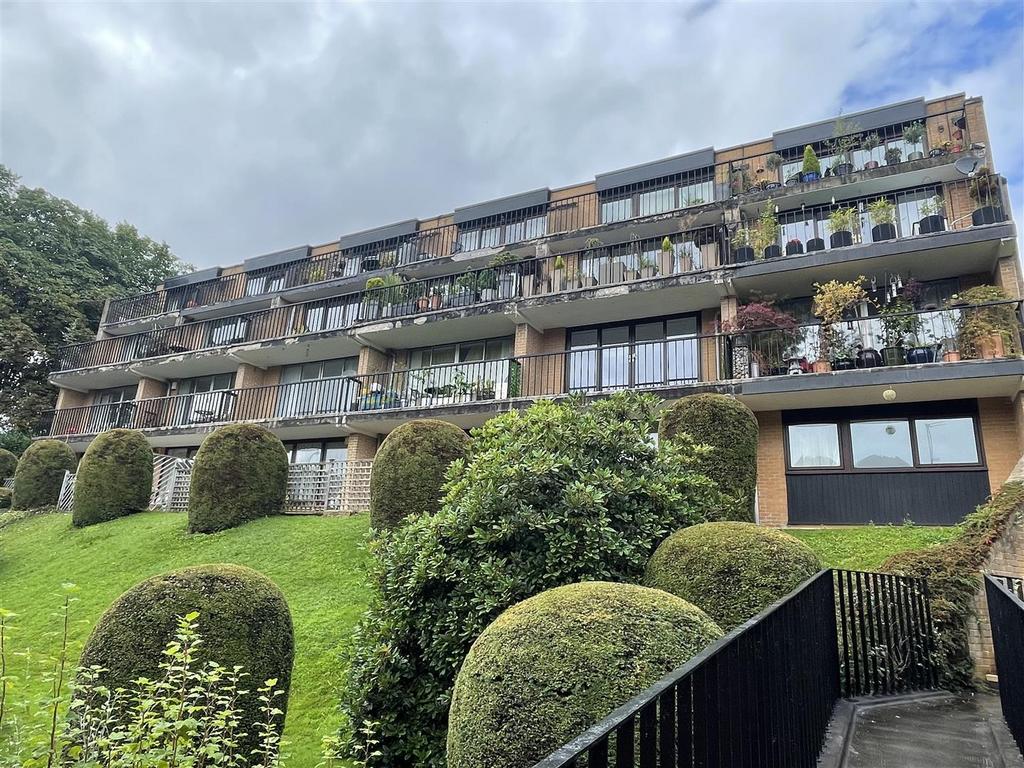 Graham Road, Sheffield 1 bed apartment £875 pcm (£202 pw)