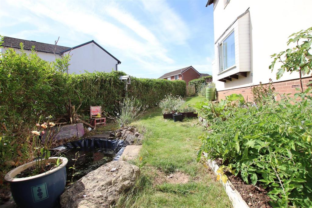 Front Garden.JPG