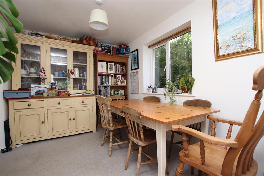 Dining Room.JPG