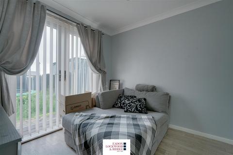 4 Beevers Road, Rotherham, S61 3BG