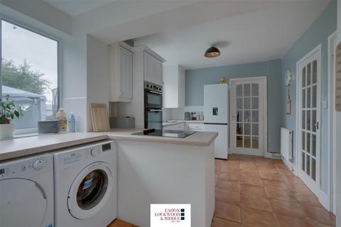 4 Beevers Road, Rotherham, S61 3BG