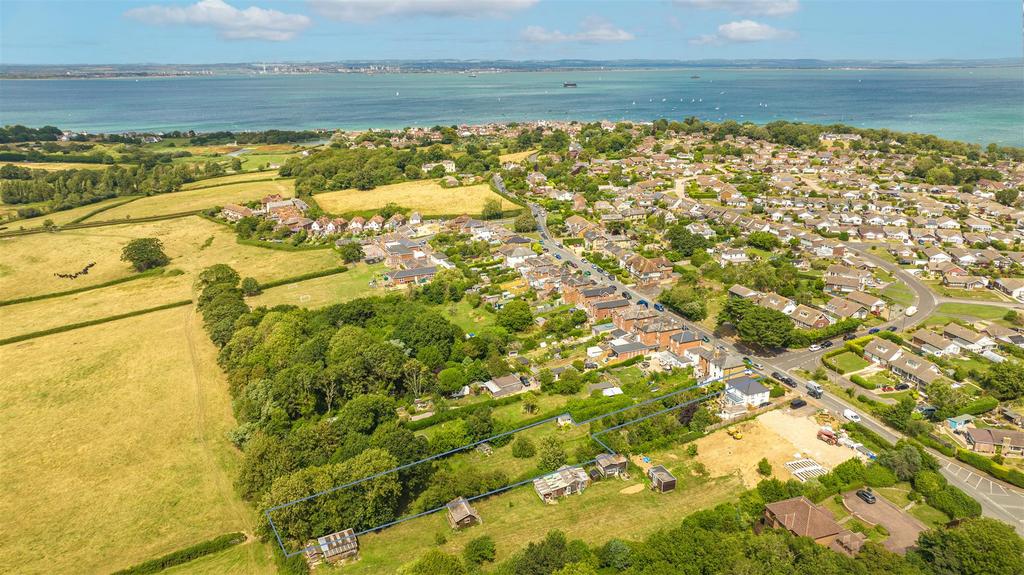 Nettlestone, Isle of Wight 4 bed semidetached house £495,000