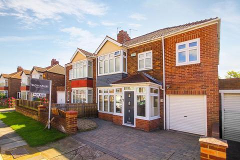 4 bedroom semi-detached house for sale, Thorntree Drive, West Monkseaton