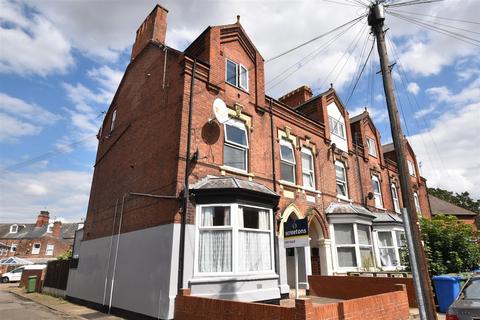 2 bedroom terraced house for sale, Marshfield Road, Goole