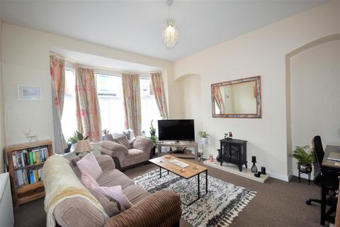 2 bedroom terraced house for sale, Marshfield Road, Goole