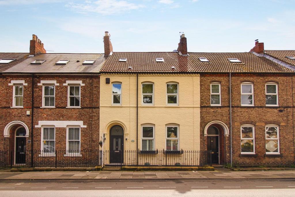 South Preston Terrace, North Shields 5 bed terraced house for sale £