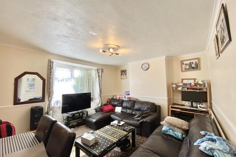 28 West Walk, Hayes, UB3 3JH