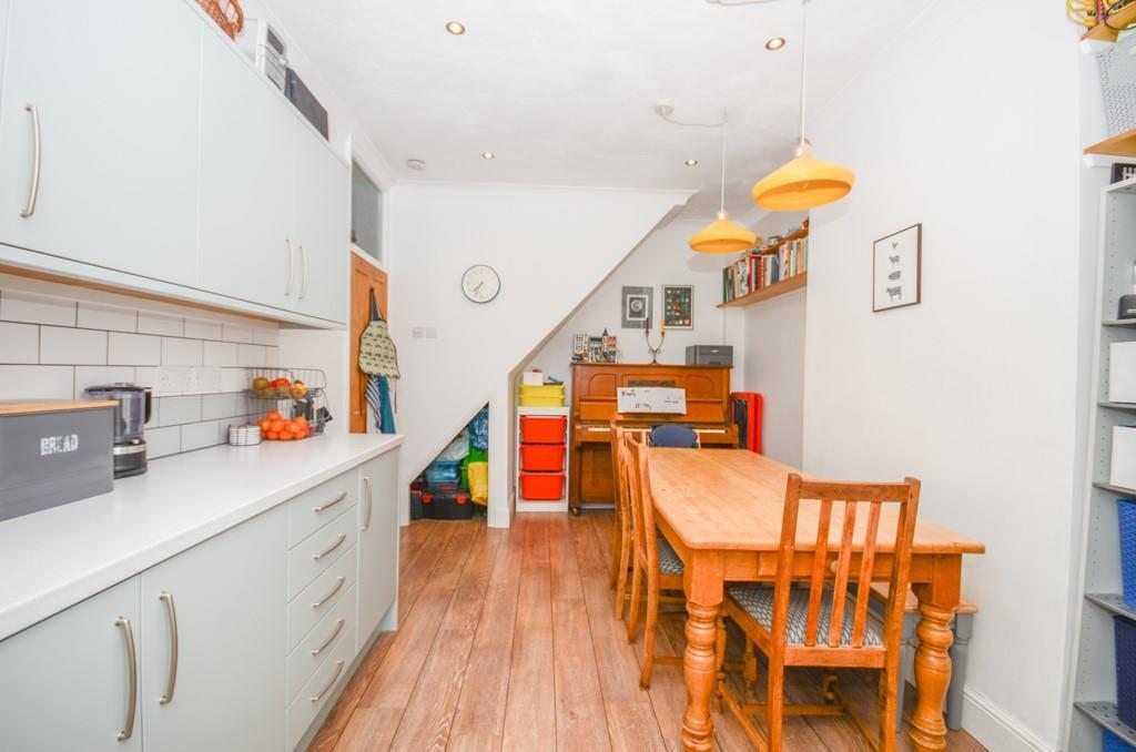 Dining room.jpg