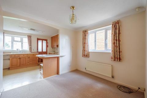 6 Glebe Field Chase, Wetherby, LS22 6WE