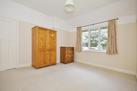 66 Crawshaw Grove, Sheffield, S8 7EB