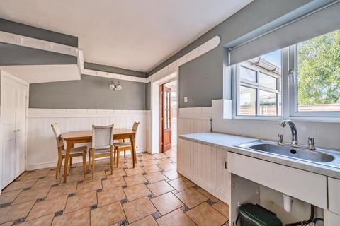 17 Ampney Close, Eccles, Manchester, M30 7NL