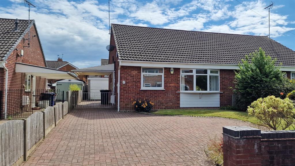 Hallam Road, Uttoxeter 2 bed semidetached bungalow for sale £195,000