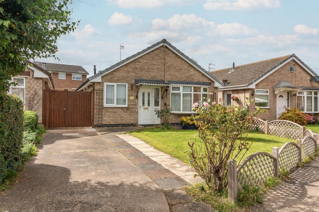 Westway, Cotgrave 2 bed detached bungalow for sale £240,000