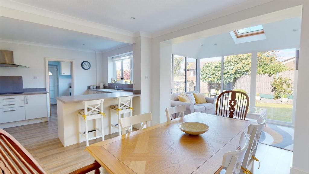 Lees Moor Road, Cullingworth, Bradford 5 bed detached house for sale