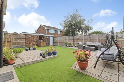 5 bedroom detached house for sale, Kingfisher Court, HERNE BAY, CT6